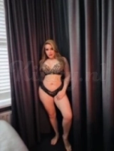 Anyela - I like to party.
