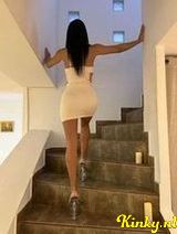 Inna - sexy brunette party girl