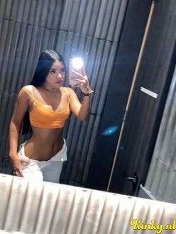 hanna-erotische-massage-via-kinky-6913039cc0682f0013e02afb