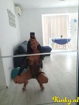 medea-erotische-massage-via-kinky-68e92a66c6c1e00013dab983