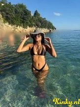 vicky-prive-ontvangst-via-kinky-691e23e3c0682f0013e0424f