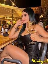 mia-escort-via-kinky-68ee47724884f30013e8bce5