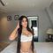 vikky-prive-ontvangst-via-kinky-68ee58bf918ef40013944927