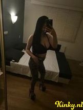ella-escort-via-kinky-691160b95a625a00138acf07