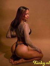 Cynthia - Hot latina mami new in town
