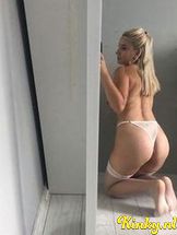 khloe-virtual-sex-via-kinky-68f0aa4a6414c600131a6d16