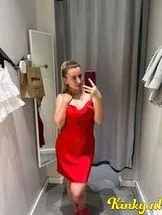 khloe-virtual-sex-via-kinky-68f0aa4a6414c600131a6d17