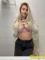 Khloe - New girl! Top service