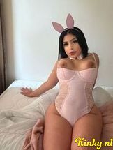 alana-prive-ontvangst-via-kinky-68f207490e66ef00137b2a1e