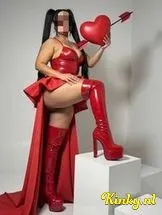 alyen-escort-via-kinky-6999b24baad7f600139dcfc5