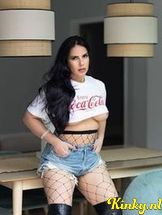 agatha-prive-ontvangst-via-kinky-68f5f2f935dea800130aee48