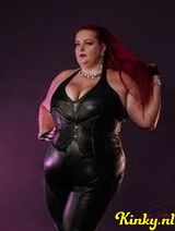 Meesteres CatastroV - High-end FemDom in GLD - TPE & Mind Games