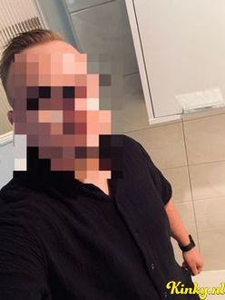 sebastian-escort-via-kinky-68efe960f6c6eb0013e60b5d