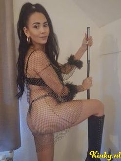 bella-escort-via-kinky-69135c8032844c0013f6480a