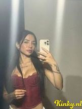 ela-escort-via-kinky-68f20786a9c49d00139646ad