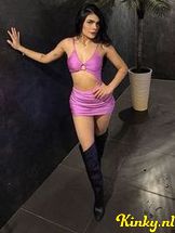 esmeralda-escort-via-kinky-68f24e8196de780013832b42