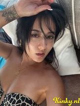 sakura-escort-via-kinky-690b9ae45a625a00138ac77c