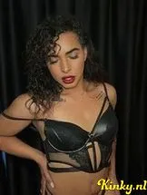 gigi-&-tony-escort-via-kinky-690b5467f044d900134e3e36