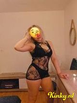 Claudia - Juicy and fresh pusy just arrived 