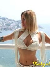 camila-prive-ontvangst-via-kinky-68f4becff044d900134e1b31