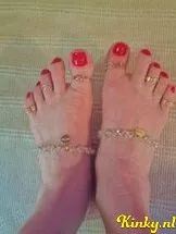 kalifa-virtual-sex-via-kinky-6900de510e66ef00137b413c