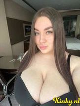 julia-virtual-sex-via-kinky-68f6ced6f65b70001392f414