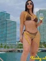 Salma - New in Town - Gfe / Party Girl