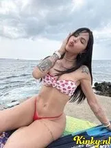 raylla-prive-ontvangst-via-kinky-68f7914f5a625a00138a9fa8