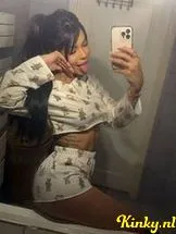 raylla-prive-ontvangst-via-kinky-68f79150c0682f0013e002bf