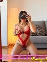 naomi-escort-via-kinky-68f66982c0682f0013e000b7