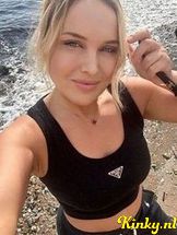 viki-escort-via-kinky-68f71924f65b70001392f426