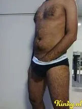 ramiro-escort-via-kinky-690b7c24f044d900134e3ef9