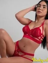 eliza-escort-via-kinky-68fab8095a625a00138aa62f