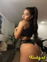 Manely - Sexi girl big ass beautiful