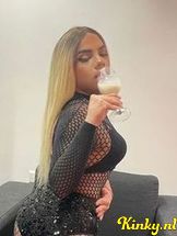 alessia-prive-ontvangst-via-kinky-68fb919f2ae1c7001222d8f7