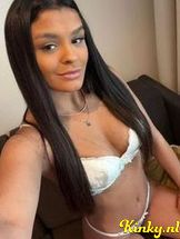 kiara-prive-ontvangst-via-kinky-69022ed632844c0013f62c0d