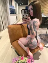 kim-escort-via-kinky-69dcc21950a8a2001347f7e0