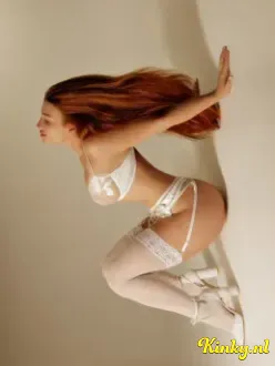 skye-prive-ontvangst-via-kinky-69b1f86c10b7f10012834e6c