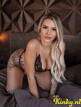 Chloe - The Blonde You Won’t Forget