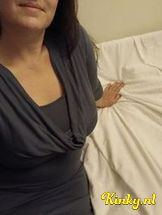vera-erotische-massage-via-kinky-694b0a4c36132b00137994fb