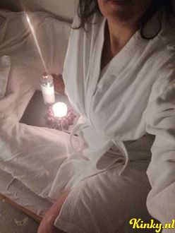 vera-erotische-massage-via-kinky-690c5fb6c0682f0013e02413