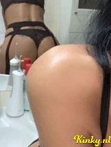 ella-escort-via-kinky-691c415332844c0013f65587