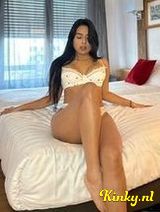 Laura - Baby face - natural - slim - GFE