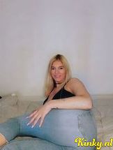 blogmama-virtual-sex-via-kinky-69076e8ea9c49d001396695b