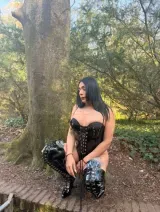 Isabella - Beautiful hot dominant shemale sensual hot Latina