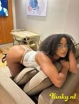 pérola-prive-ontvangst-via-kinky-696a340fbaaf3f00136be68c