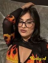 Lili - Hot and tight your princess