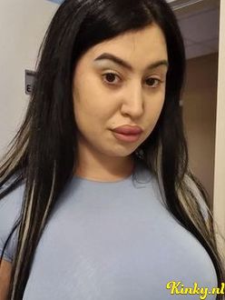 dellia-escort-via-kinky-6908990396de780013834ebf