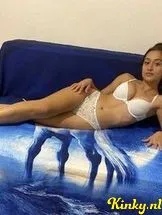 sara-escort-via-kinky-690a4dd00e66ef00137b5302