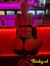 beatrice-escort-via-kinky-693dc8cc9b028e0014b57c3a